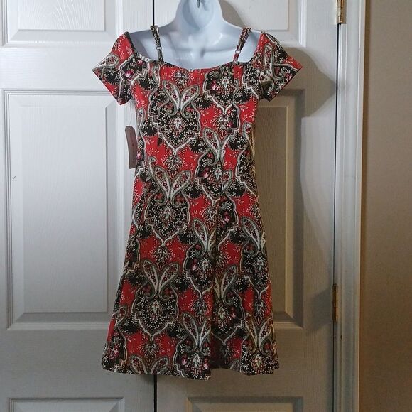Eye Candy cold shoulder paisley butter soft midi dress   Sz M  NWT - Picture 5 of 9